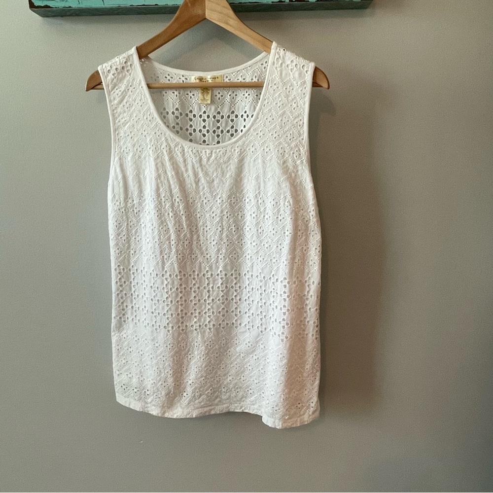 Studio West Apparel eyelet top; front lined with cotton knit, XL, EUC
